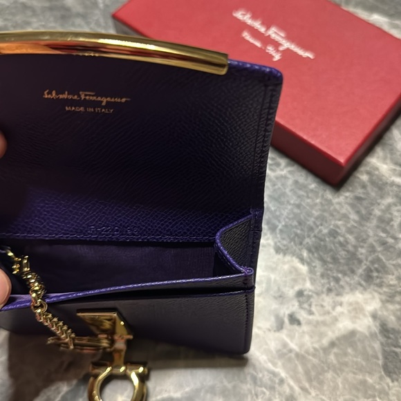 Ferragamo Italy Leather Wallet Card Holder - Picture 7 of 16